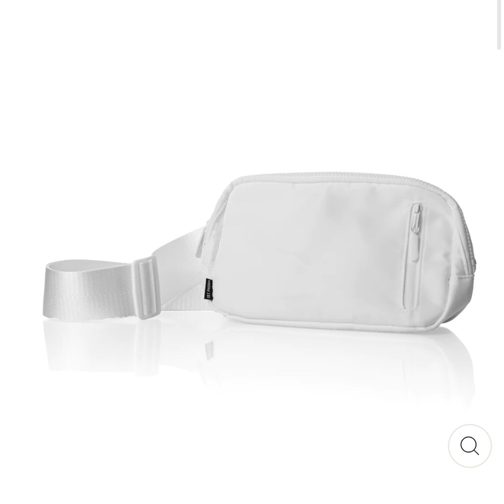 1P Limitless Fanny pack